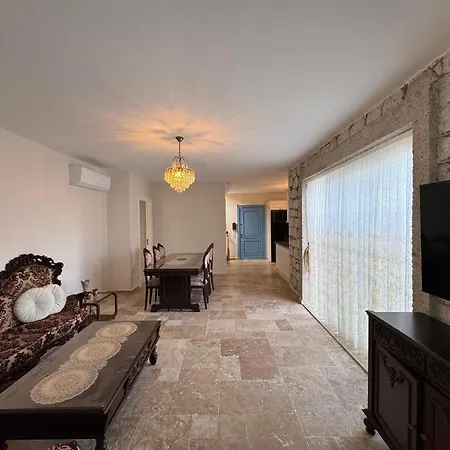 The Blue Mansion - Charming Family In Çeşme